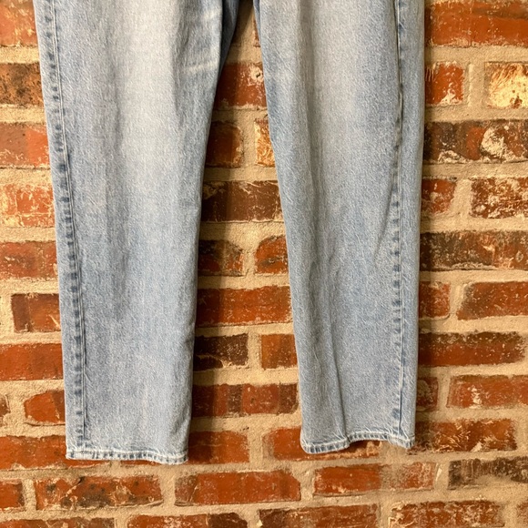 P11 - American Eagle Outfitters Light Blue Hi Rise Ankle Straight Leg Jeans - Picture 3 of 8